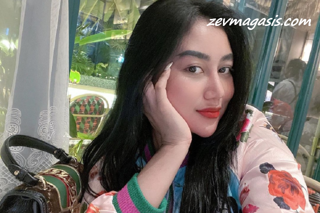 Biodata Pamela Safitri